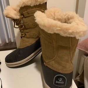 Winter boots